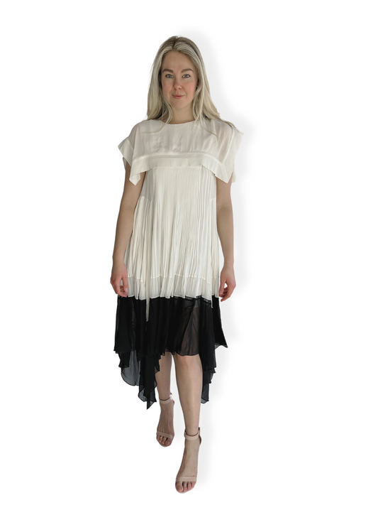 Chloe Butterfly Hem Crepe Square Collar Dress in White Viscose