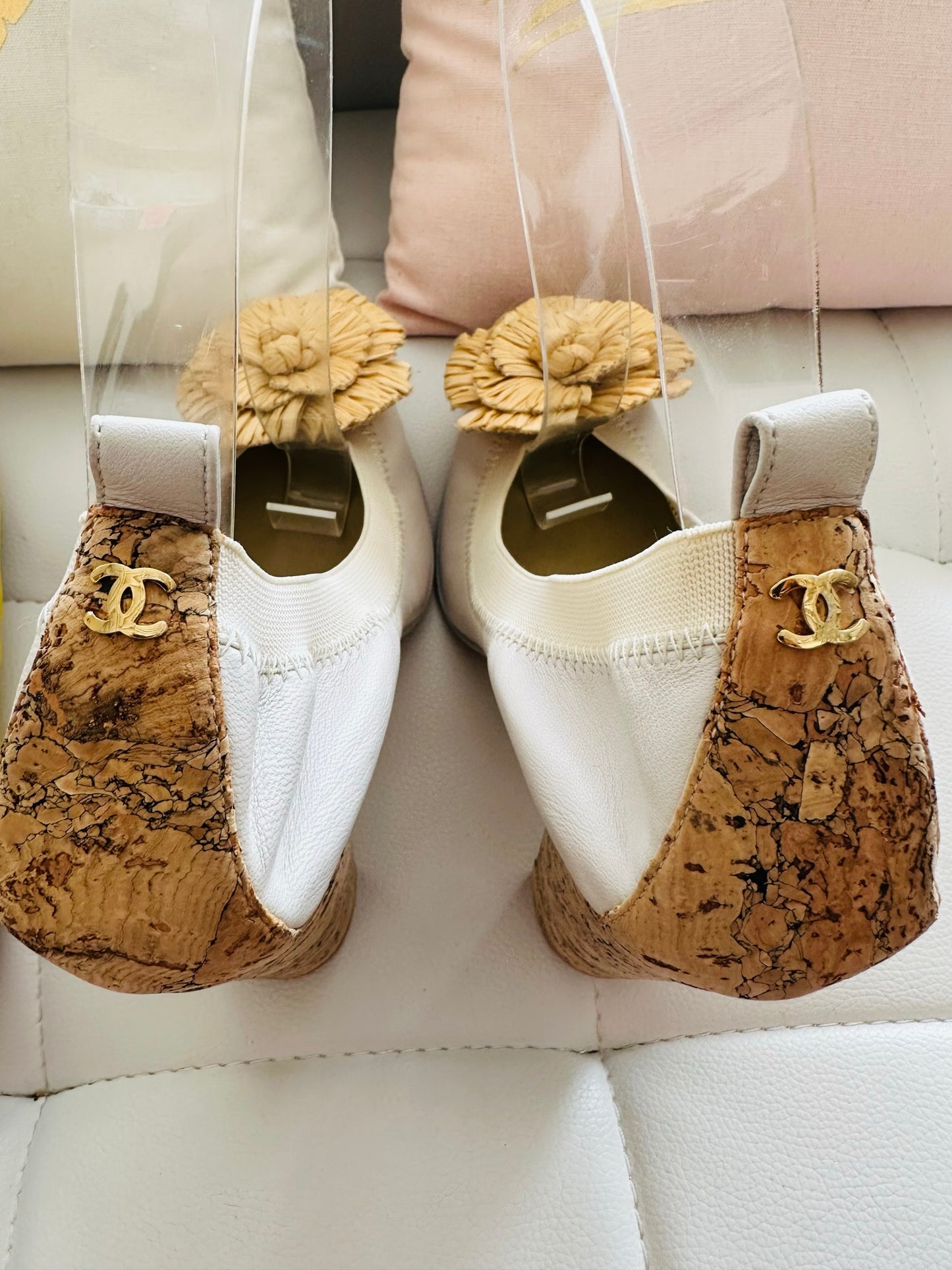 Chanel cork leather spirit pump with camellia 40