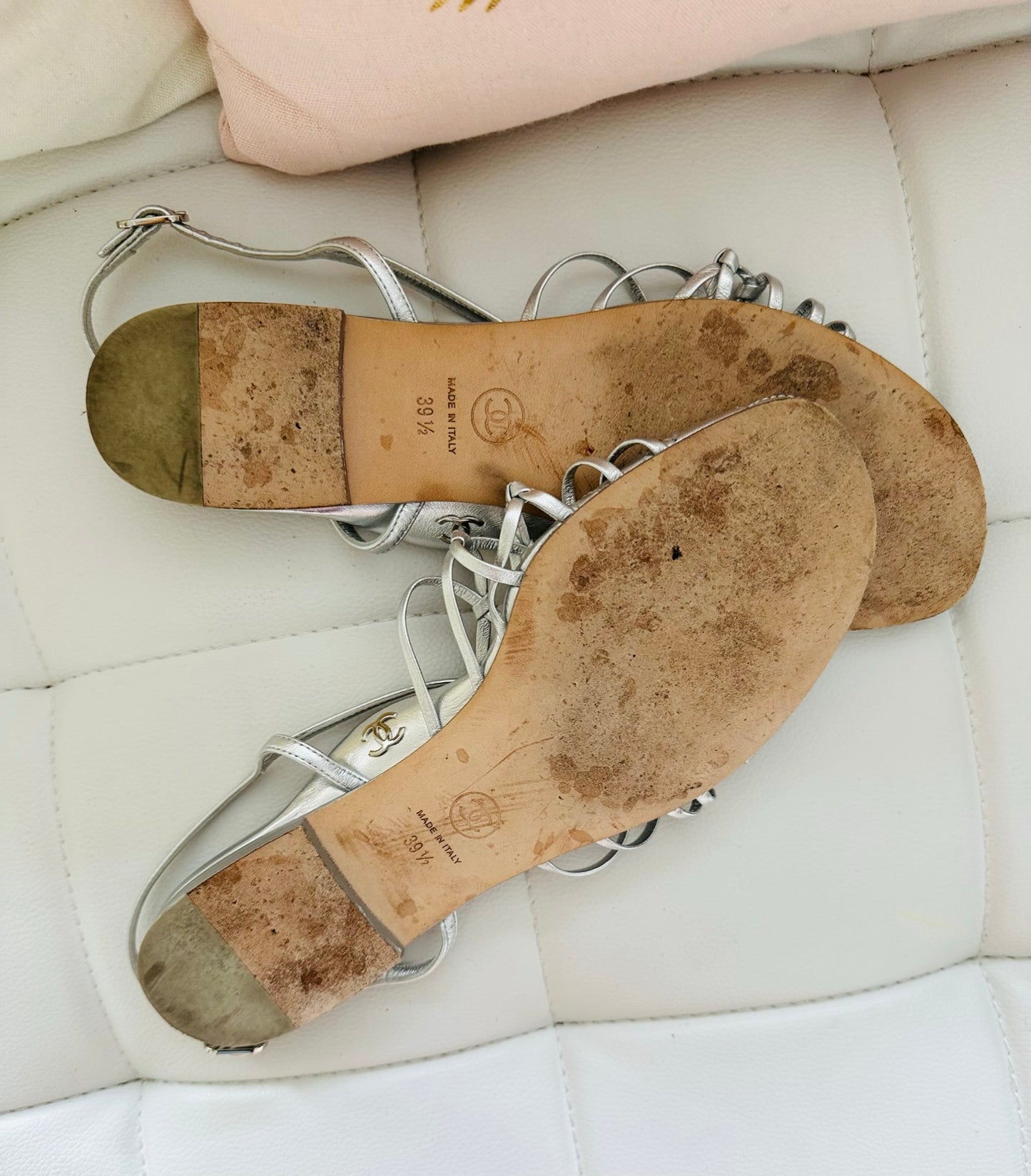 Chanel silver leather strappy knot flat sandals 39 1/2