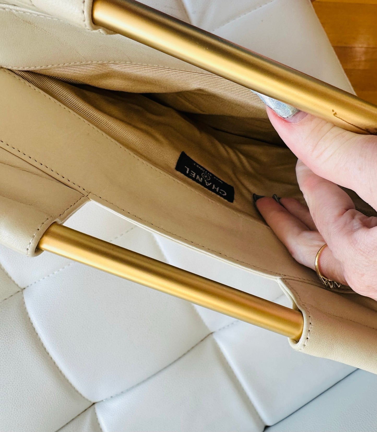 Chanel light beige chocolate bar fold over clutch pearl excellent 97-99