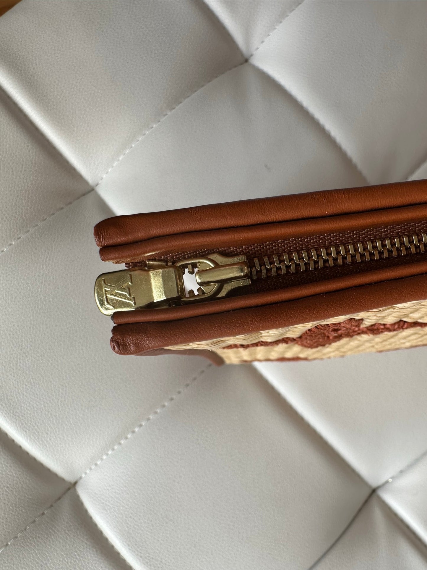 Louis Vuitton tan raffia giant monogram toiletry clutch bag new 26