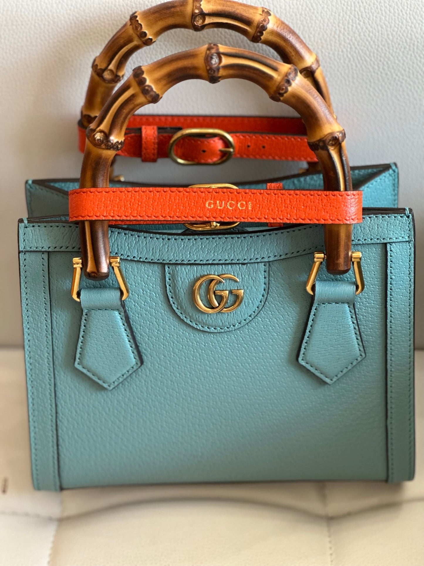 Gucci Diana full set pristine 2 straps crossbody shoulder