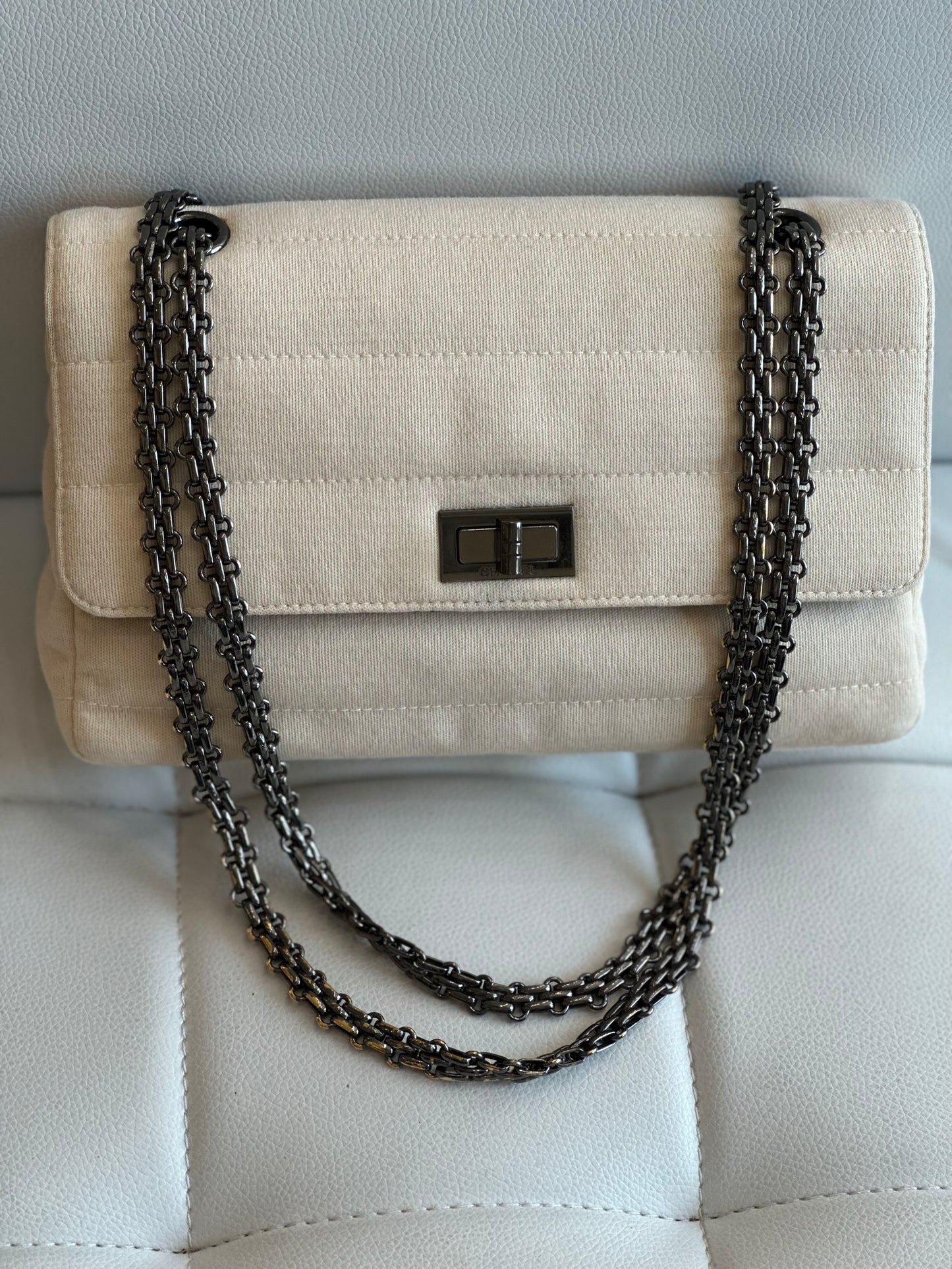 Chanel 1997-1999 ivory fabric flap bag excellent condiiton entrupy