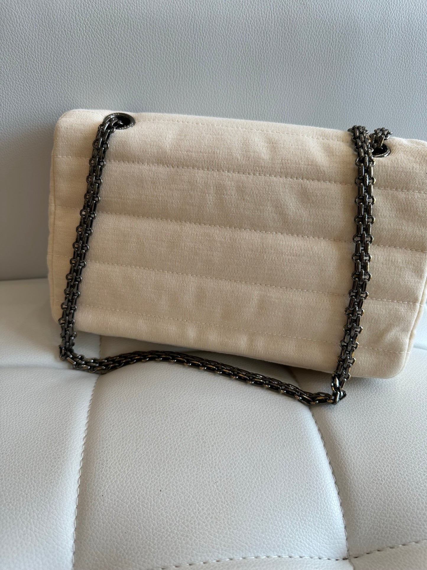 Chanel 1997-1999 ivory fabric flap bag excellent condiiton entrupy