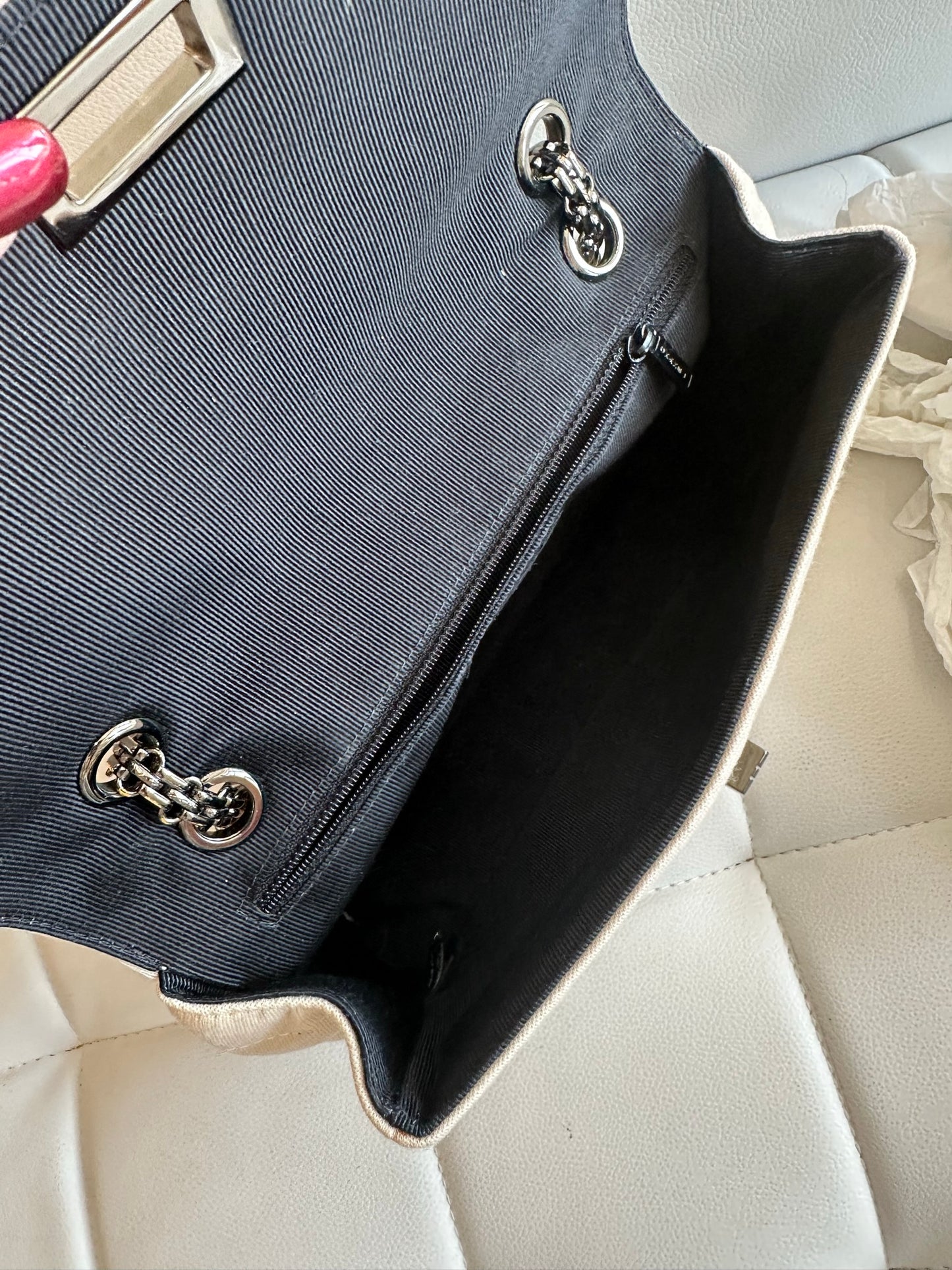 Chanel 1997-1999 ivory fabric flap bag excellent condiiton entrupy