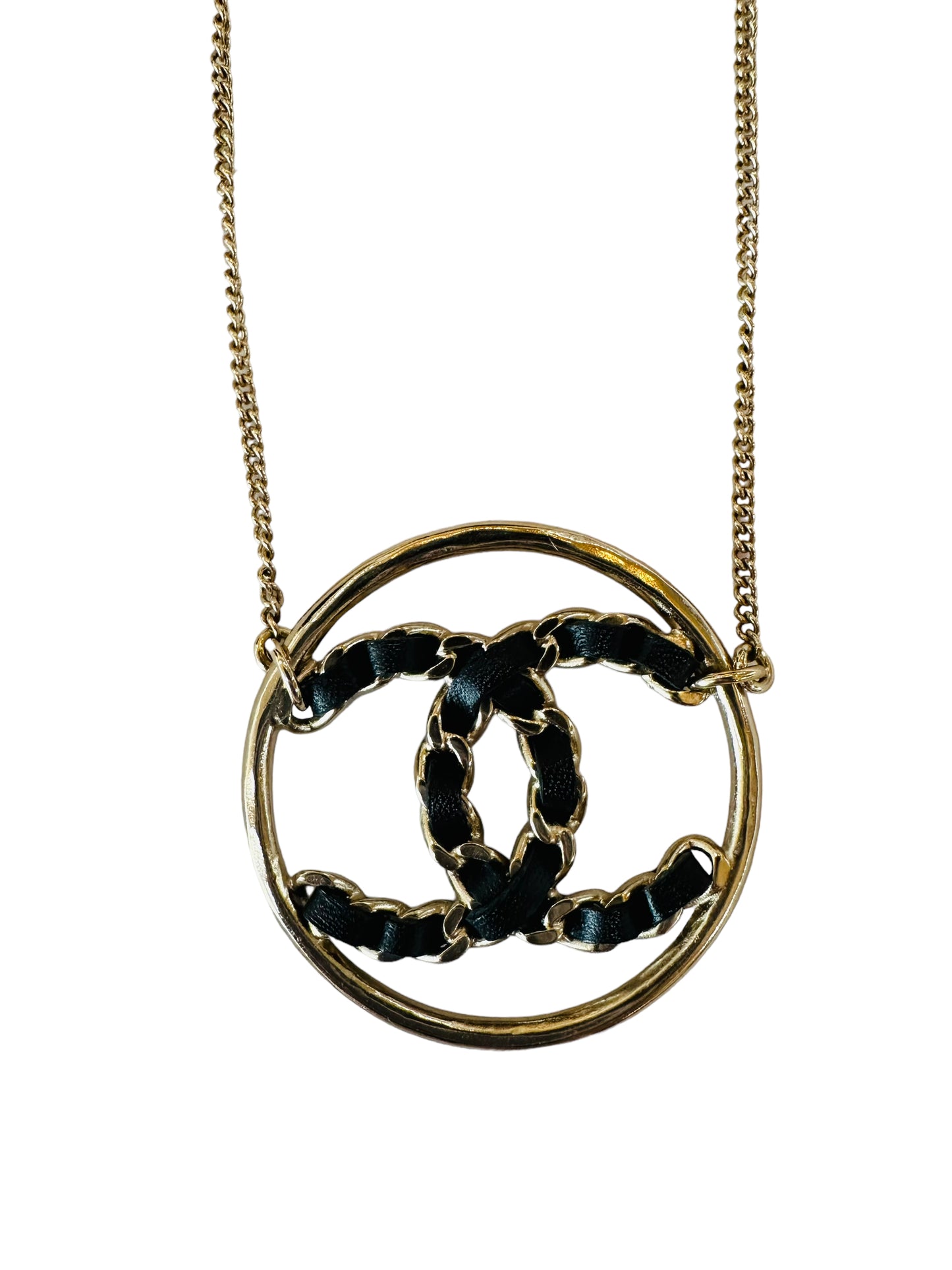 Chanel circle pendant necklace with leather gold CC
