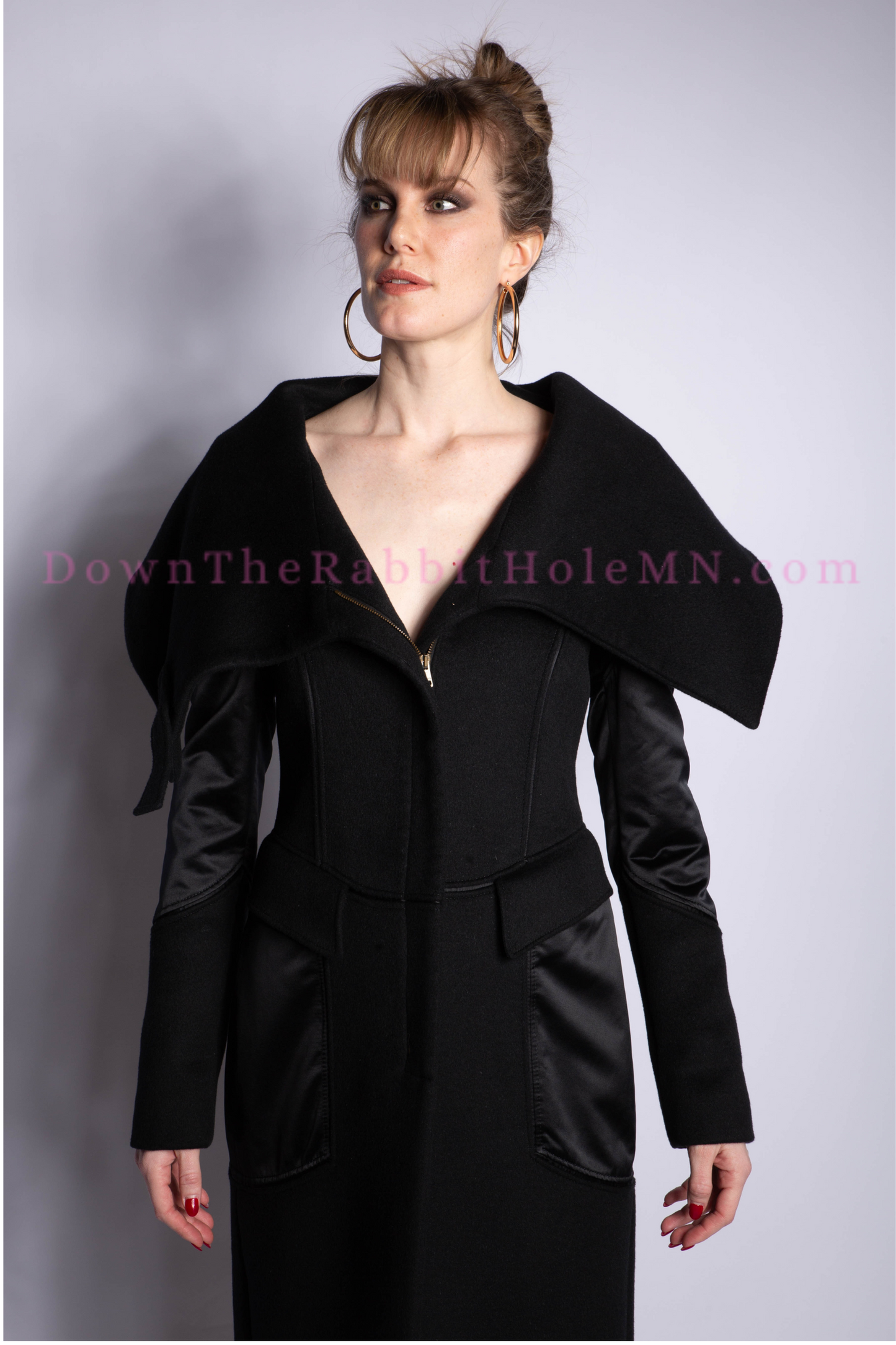 Gucci by Tom Ford F/W 2003 Black Cashmere Corseted Runway Peacoat