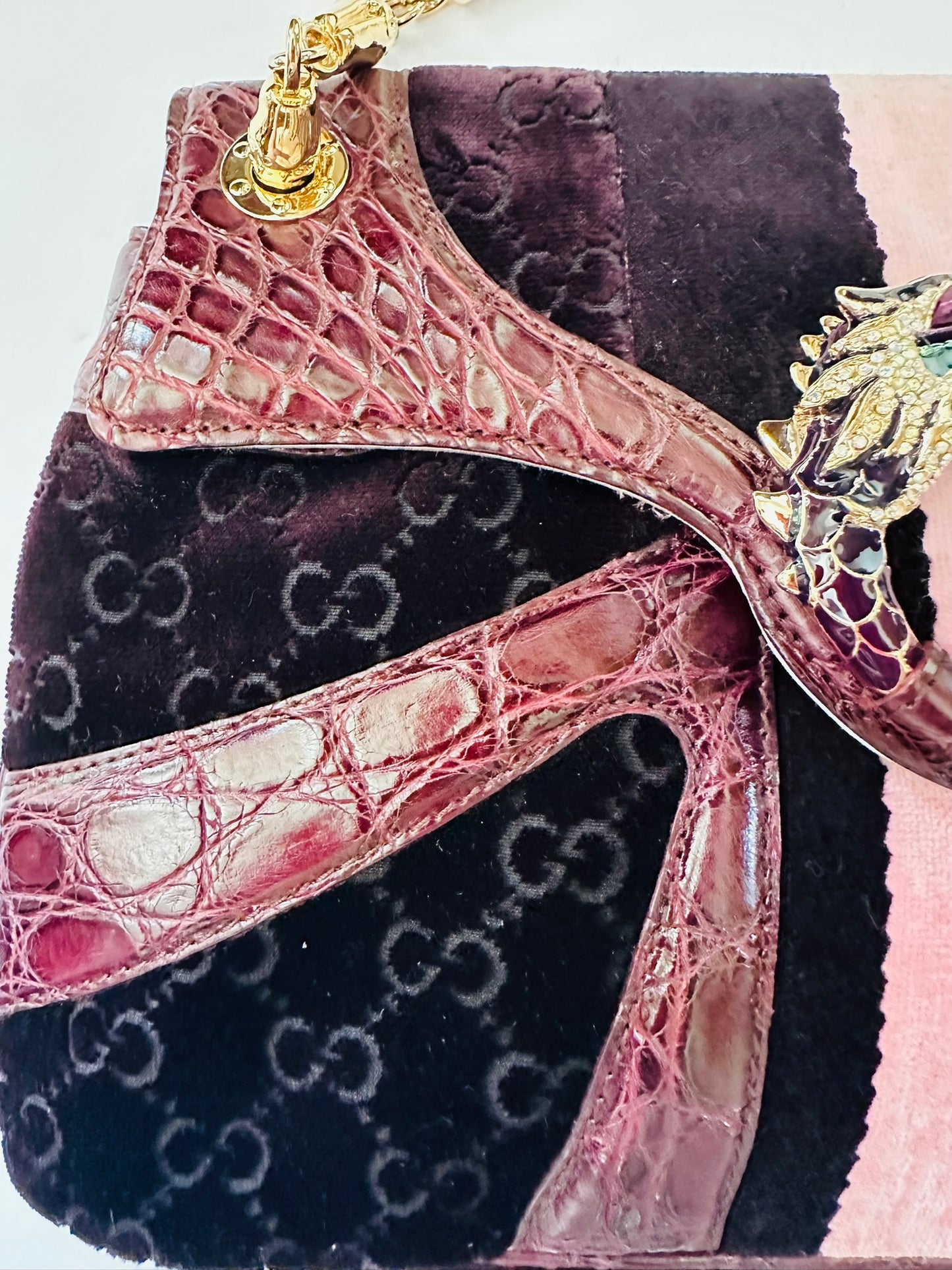 Gucci Tom Ford 2004 Dragon flap bag velvet croc $4800 - Image 4