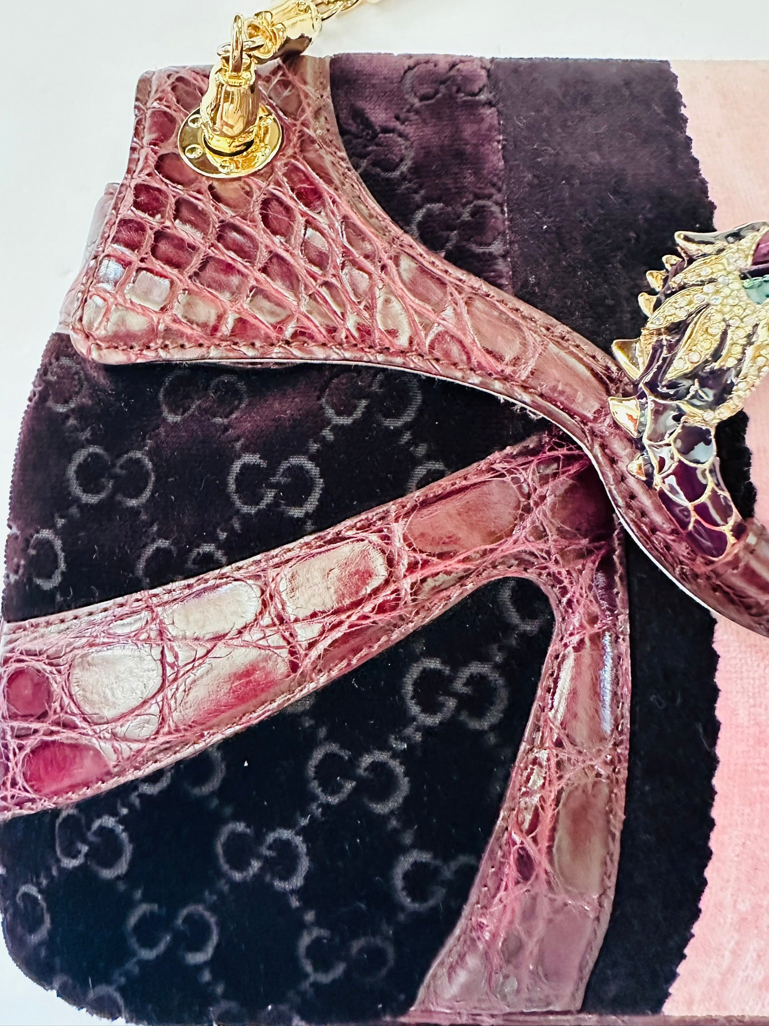 Gucci Tom Ford 2004 Dragon flap bag velvet croc $4800 - Image 4