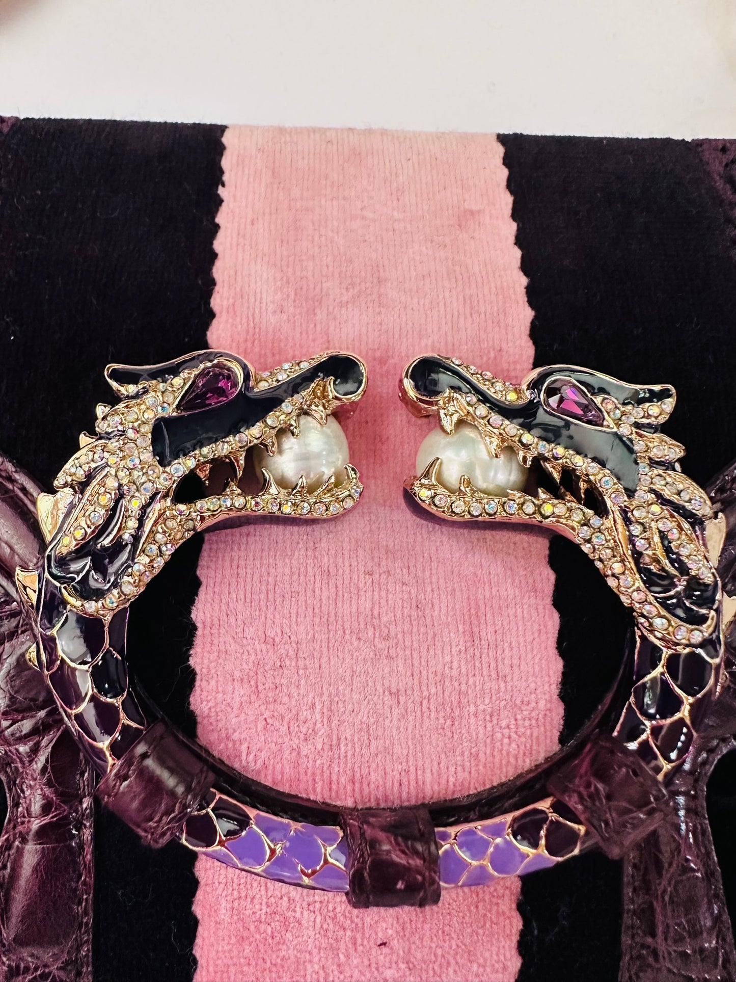 Gucci Tom Ford 2004 Dragon flap bag velvet croc $4800 - Image 3