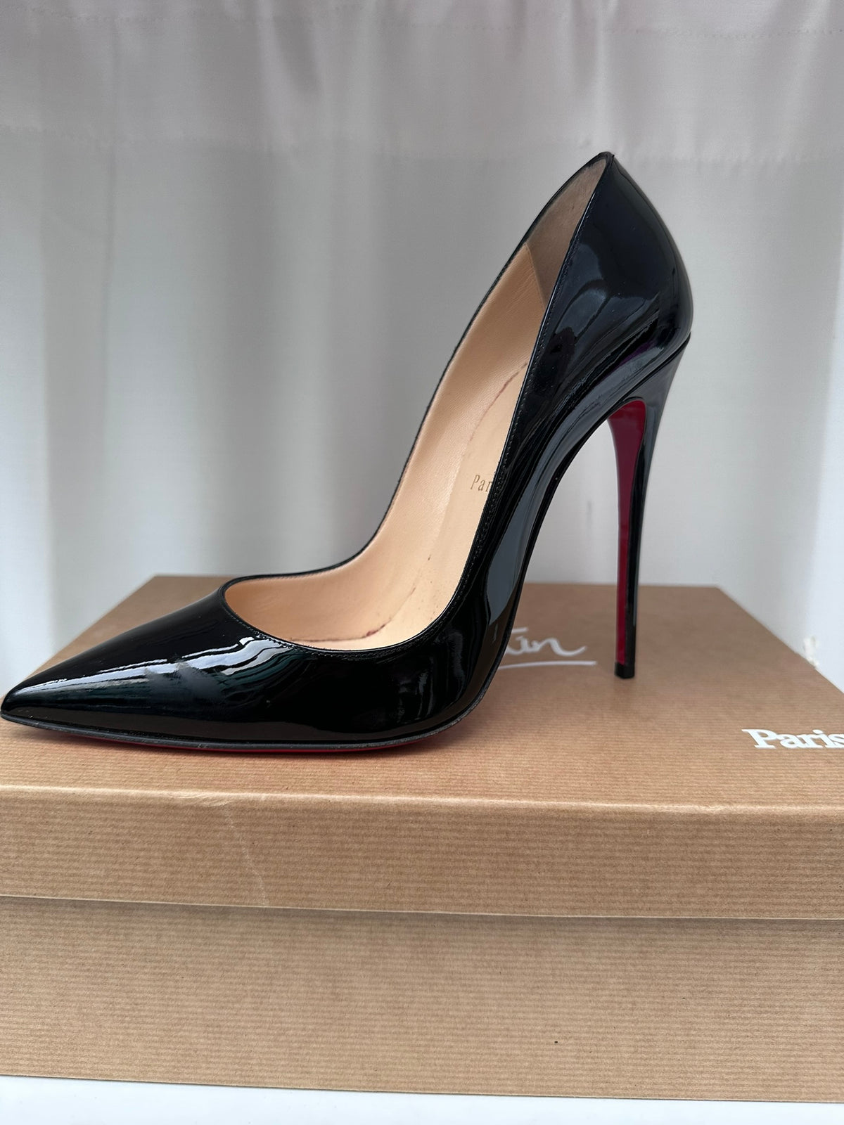 Christian Louboutin black patent so kate heels 39 in box