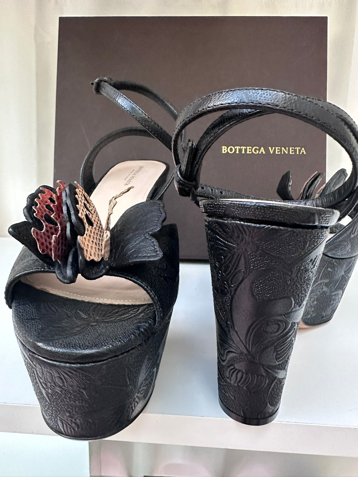 Bottega Veneta wedge butterfly sandals  38