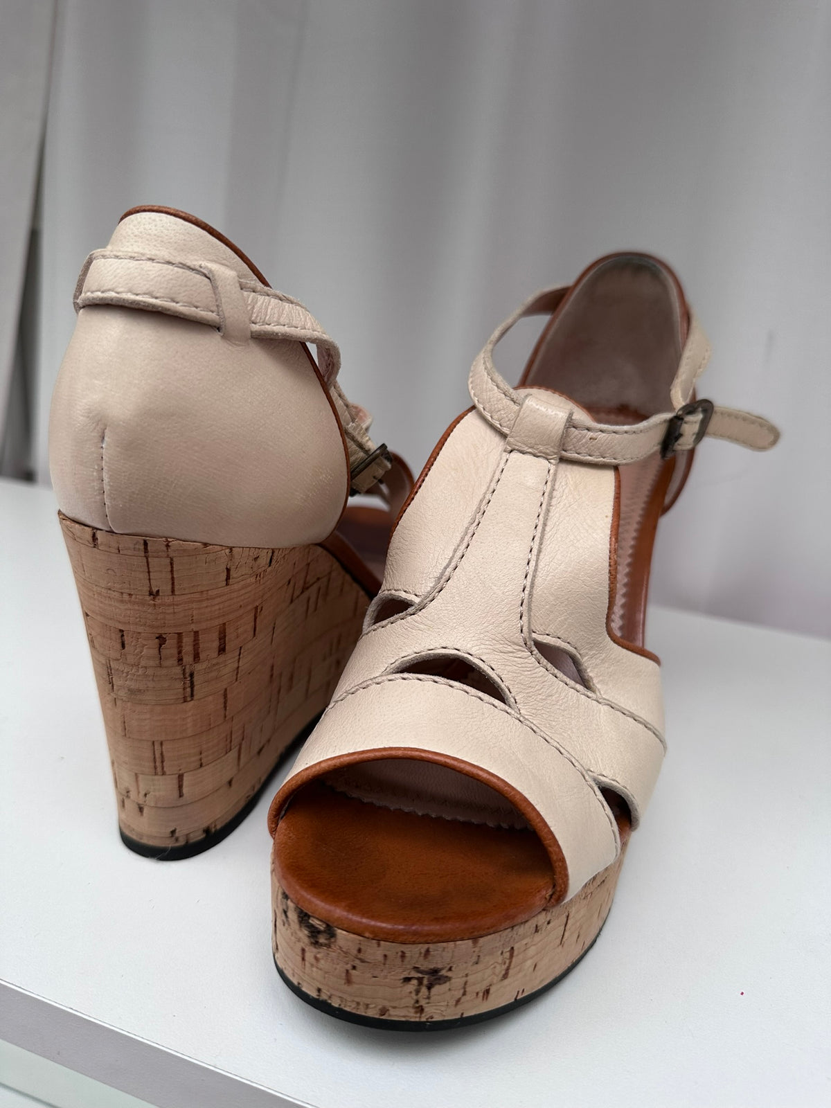 Chloe Cambogia teak deer nut brown wedge 37 1/2 nib