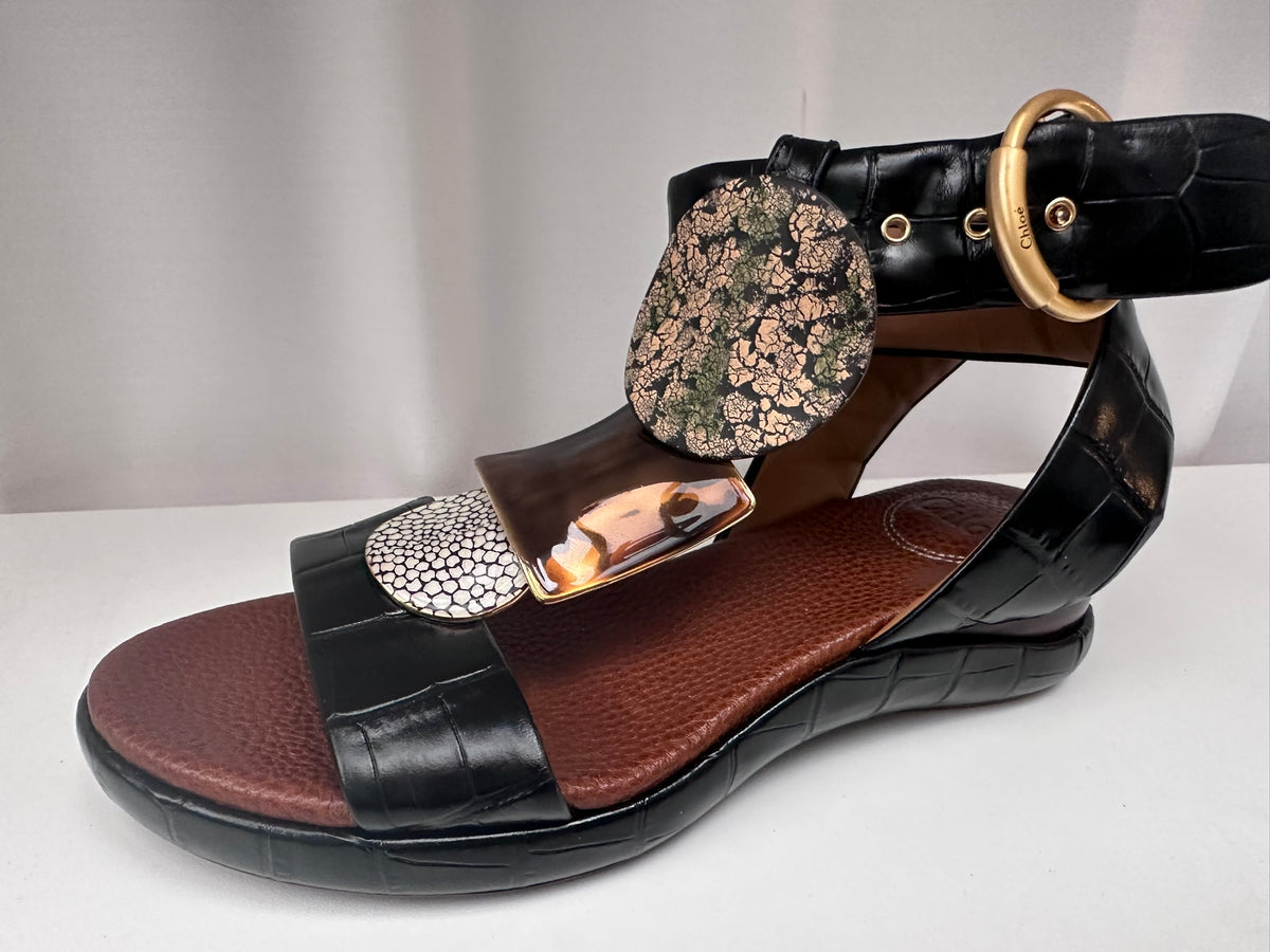 chloe flat sandals with metal accents wave 37 NIB