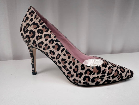 Julieta leopard print pumps shoes ortho comfortable heel 7 1/2 NIB