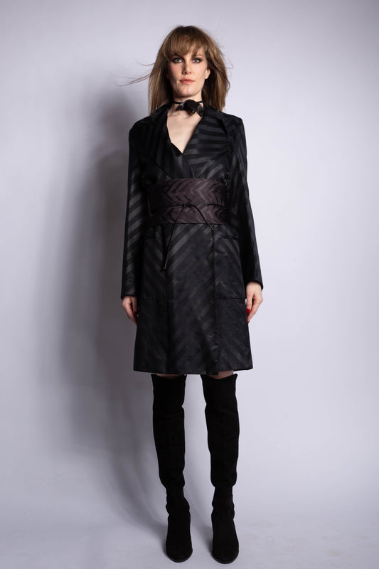 Gucci by Tom Ford F/W 2002 Black Silk Chevron Kimono Coat with Obi Belt IT38