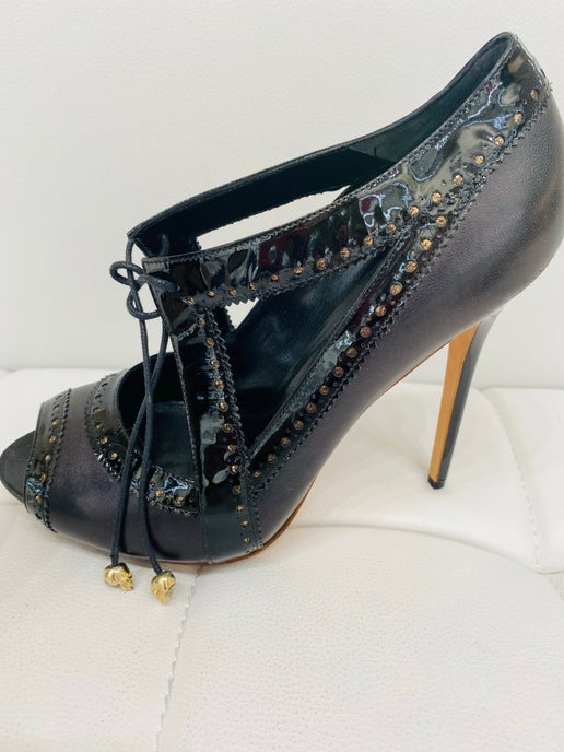 Alexander McQueen (Lee) oxford skull heels 39 NIB