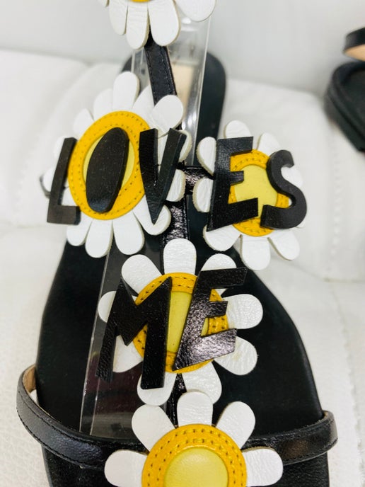 Valentino love me love me not daisy sandal 38 New in Box