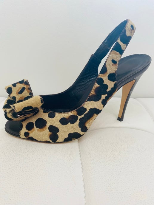 Manolo Blahnik pony leopard bow heels 38 New in Box
